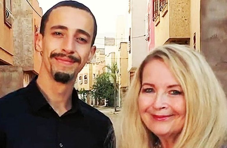 90 Day Fiance Debbie Falls In Love Again As Oussama Says A Poem For