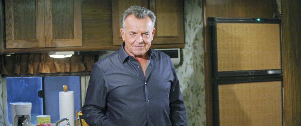 The Young And The Restless Spoilers: Ray Wise - The Villain Returning?