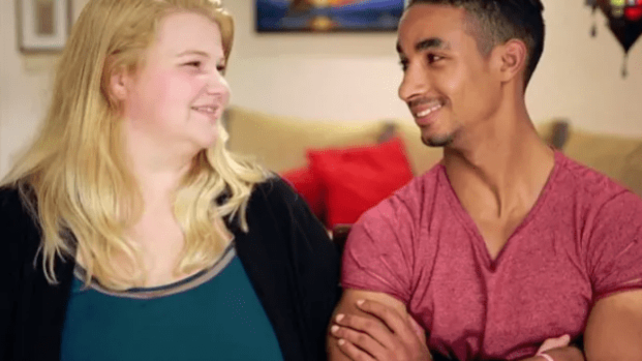 90 Day Fiance Nicole Confirms Shes Still Engaged To Azan After Morrocco Trip Says Shes Not A 