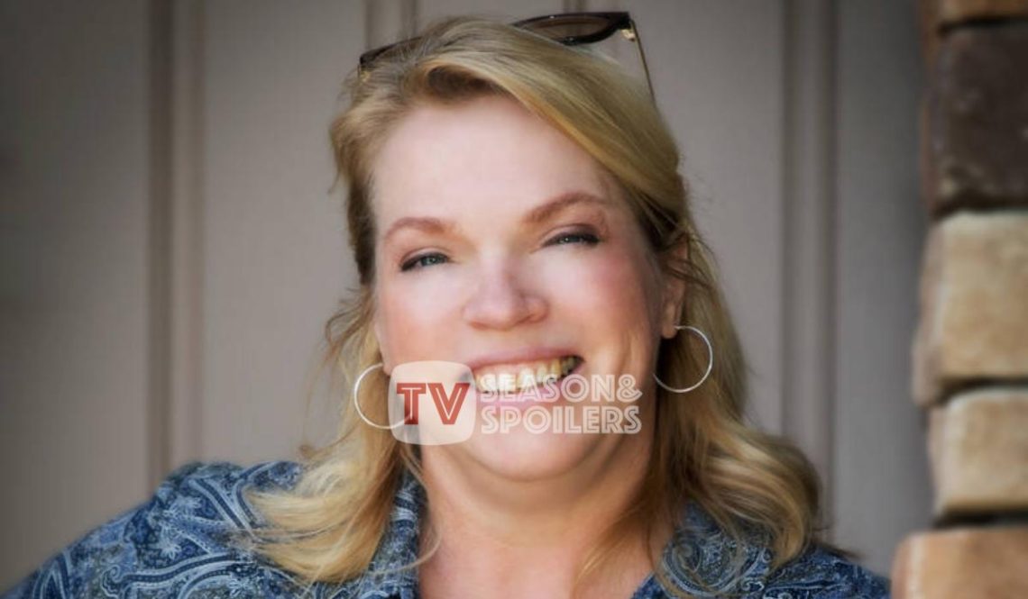 Sister Wives Janelle Reveals BEFORE & AFTER Pictures Of Her Major