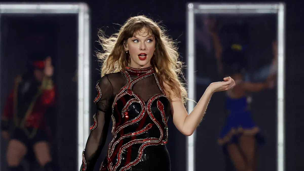 Taylor Swift’s 'The Tortured Poets Department': A Record-Breaking Tale ...